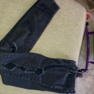 Black high wasted jeans